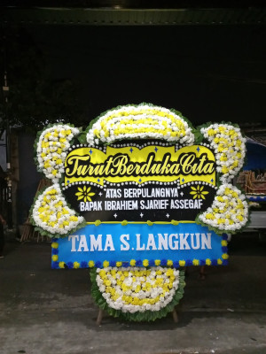 Papan Bunga Duka di Kandawati